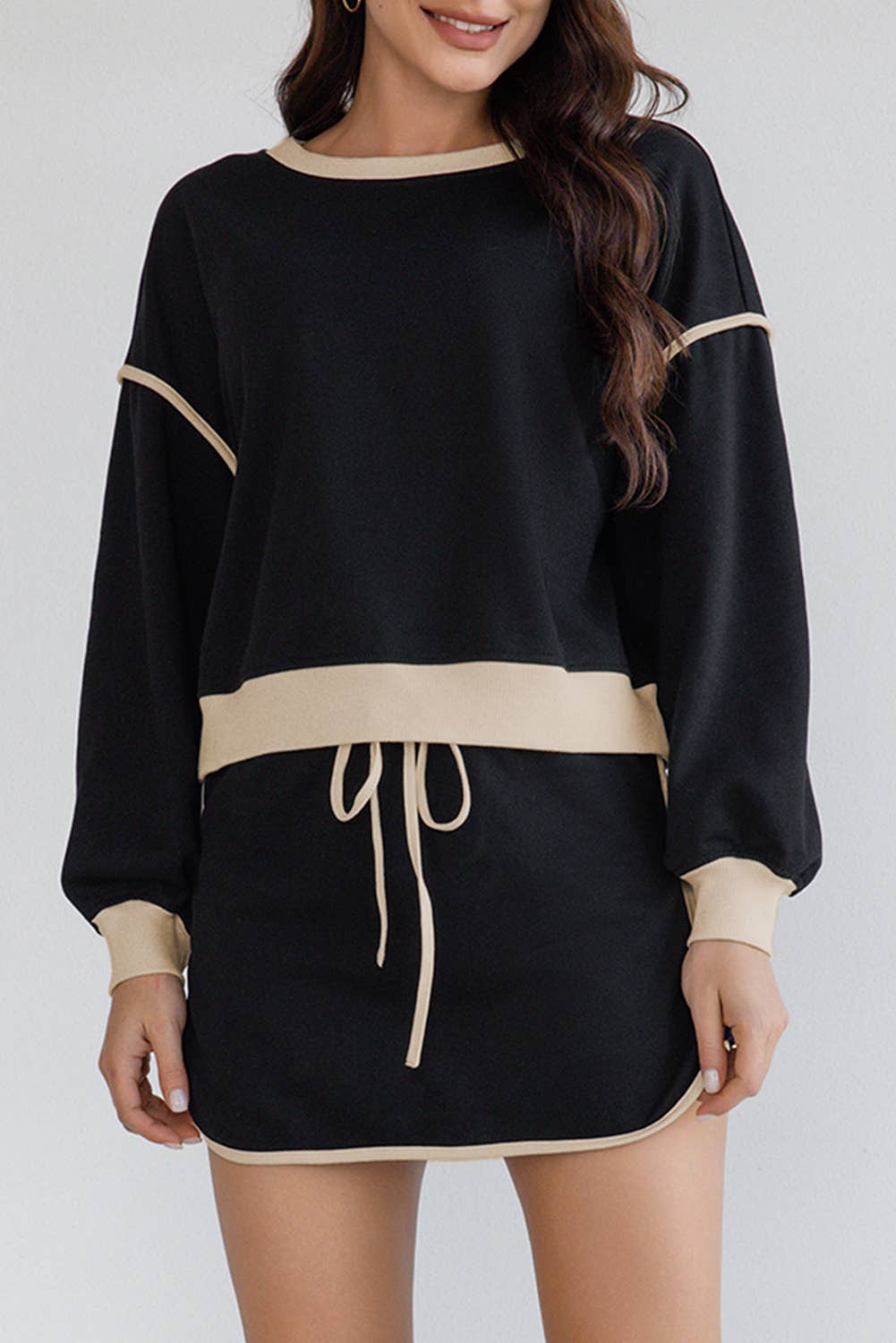 Contrast Loose Pullover Top and Lace-up Waist Skirt Set
