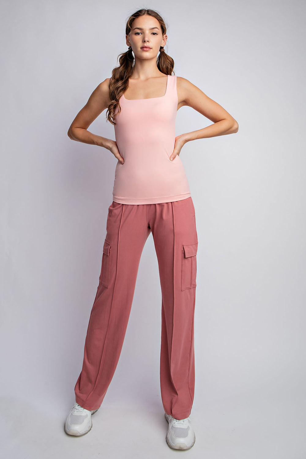 🚨 Pre-Order Only 🚨BUTTER FABRIC SQUARE NECKLINE SLEEVELESS TANK TOP- Sweet Pink