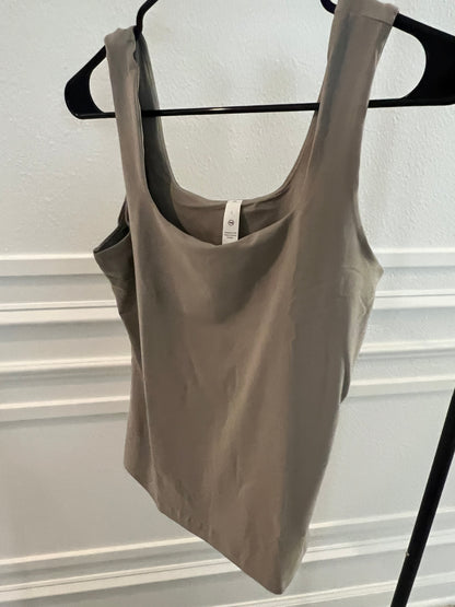 BUTTER FABRIC SQUARE NECKLINE SLEEVELESS TANK TOP- Stone Taupe